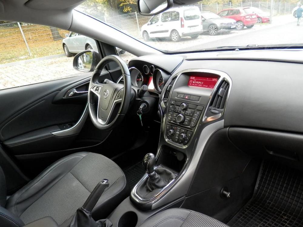 Opel Astra 1,4 Turbo 103Kw, Dualklima, 1.