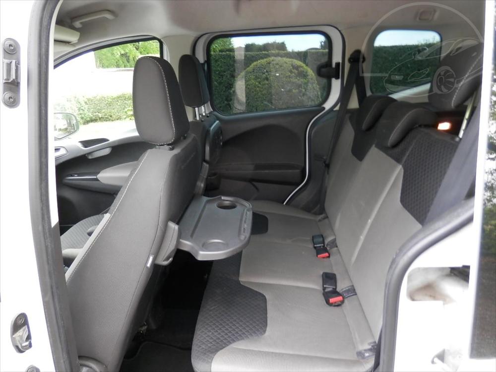 Ford Tourneo Courier 1,5 TDCi, 5mst, Klima, Pojzd