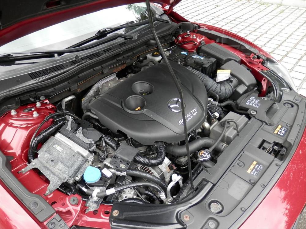 Mazda 6 2,2 Skyactiv-D Autom. Navi, Xe