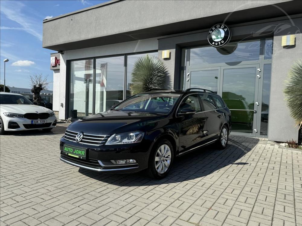 Volkswagen Passat 1,4   TSI 90kW LED ALU NAV 1.M