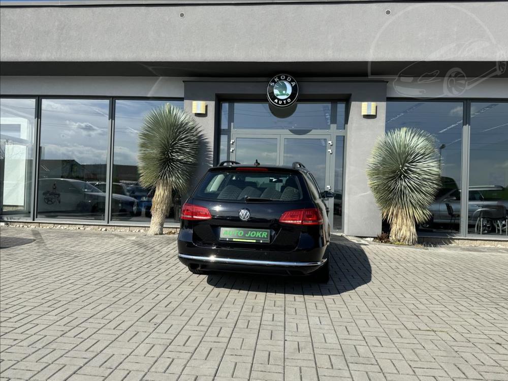 Volkswagen Passat 1,4   TSI 90kW LED ALU NAV 1.M