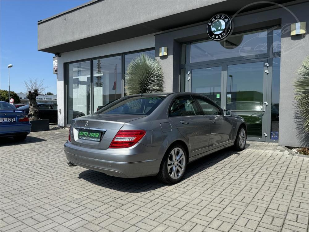 Mercedes-Benz C 2,2   220 CDI 125kW AVANTGARDE