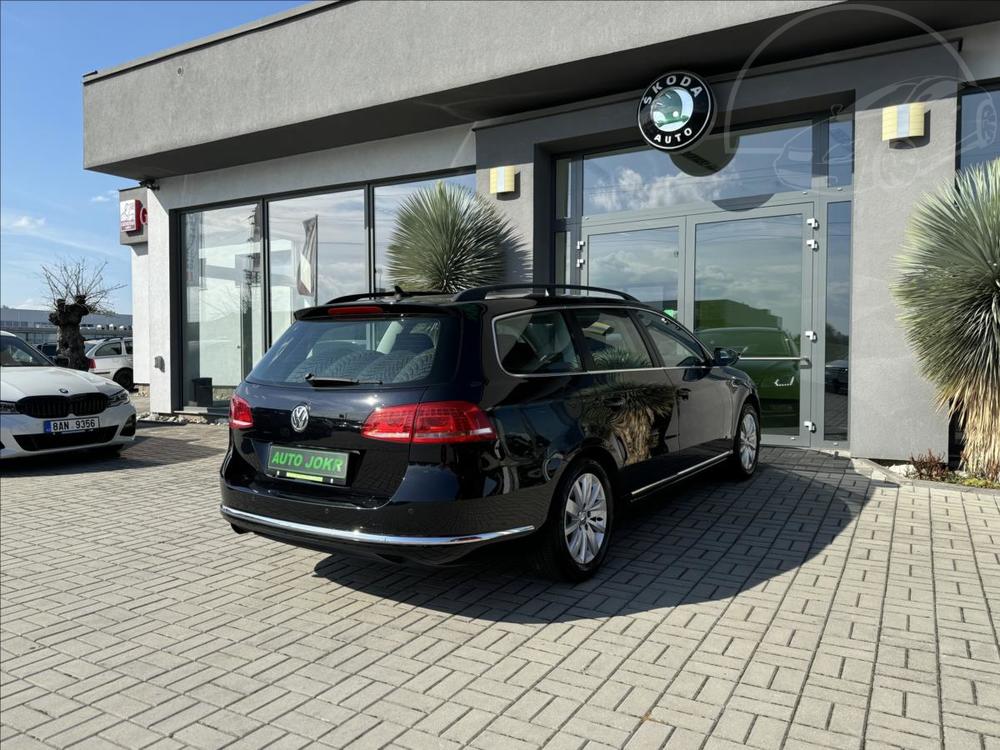 Volkswagen Passat 1,4   TSI 90kW LED ALU NAV 1.M