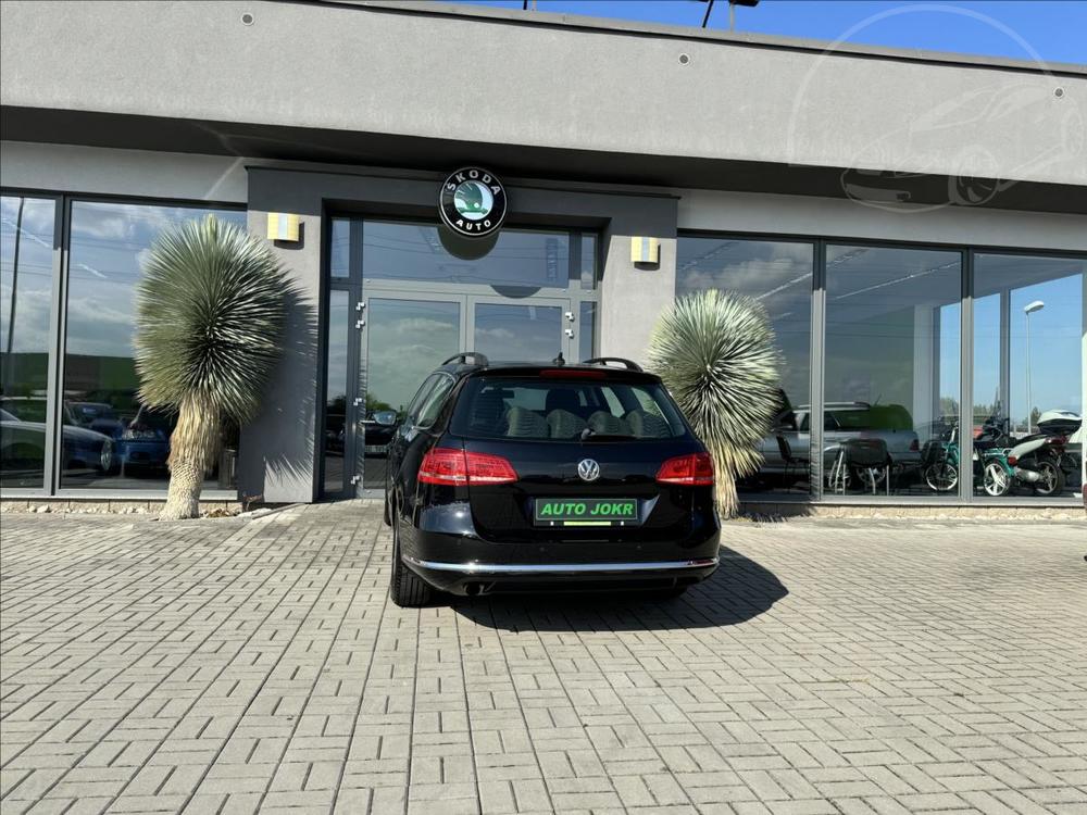 Volkswagen Passat 1,4   TSI 90kW LED ALU NAV 1.M