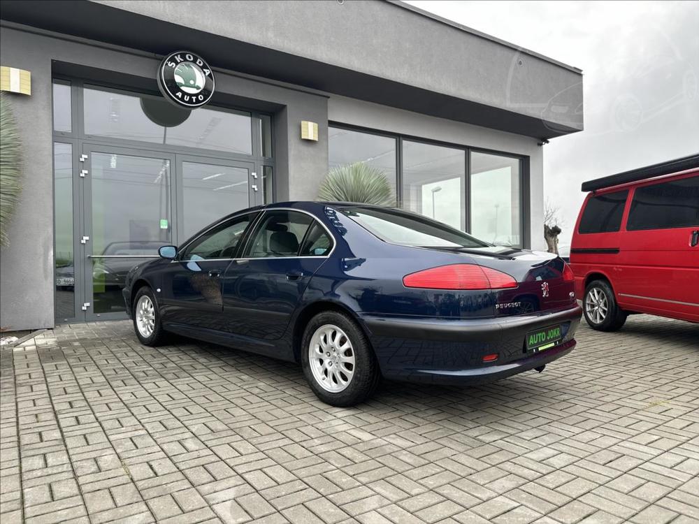 Peugeot 607 2,2   HDI 98kW 1.MAJITEL TOP S