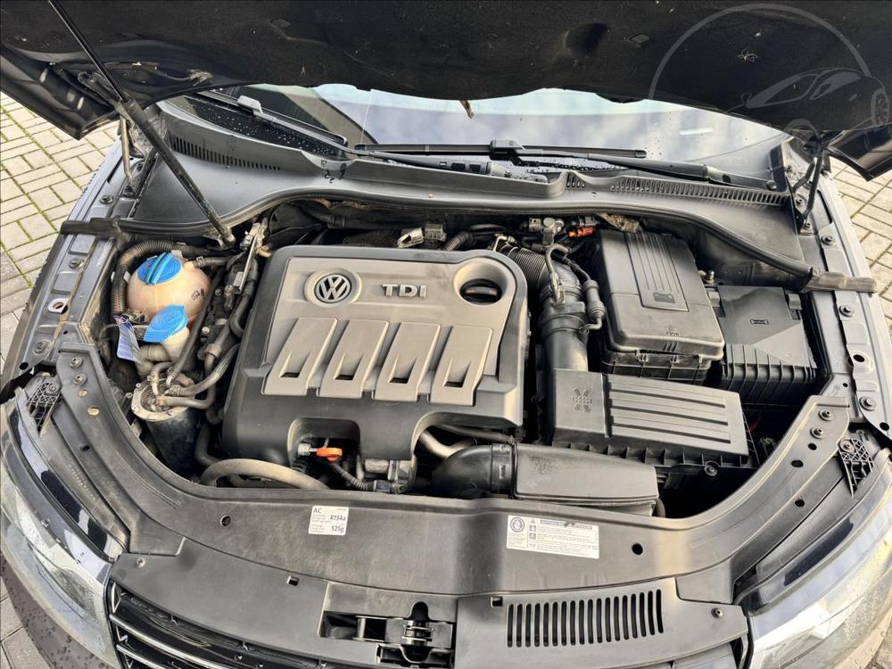 Volkswagen Eos 2.0 TDI 103kW DSG ALU KَE