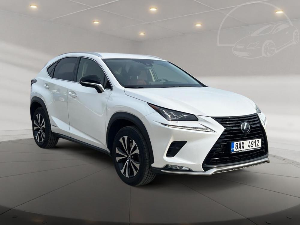 Lexus  145kW SPORT KَE NAVI CZ DPH