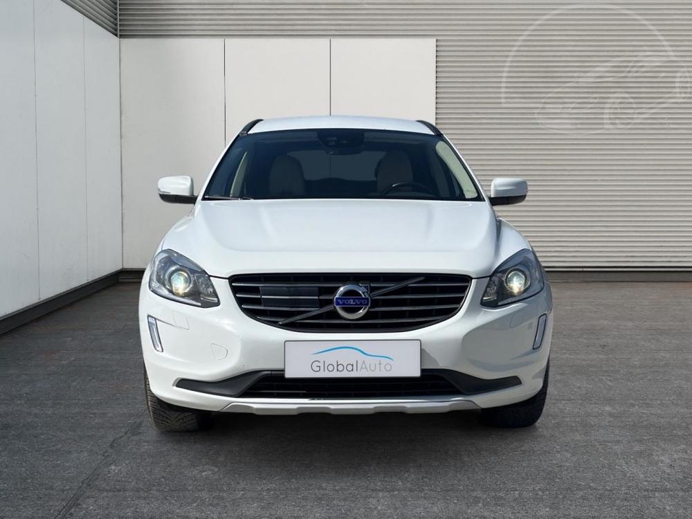 Volvo XC60 2.4D4 140kW 4x4 ASIST CZ DPH