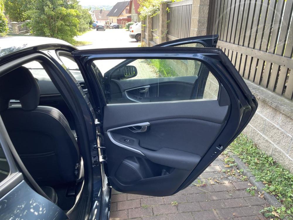 Volvo V40 D2, AUTOMAT 2.0 diesel