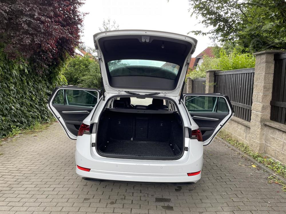 koda Octavia COMBI STYLE 2,0 TDI 110 kW DSG