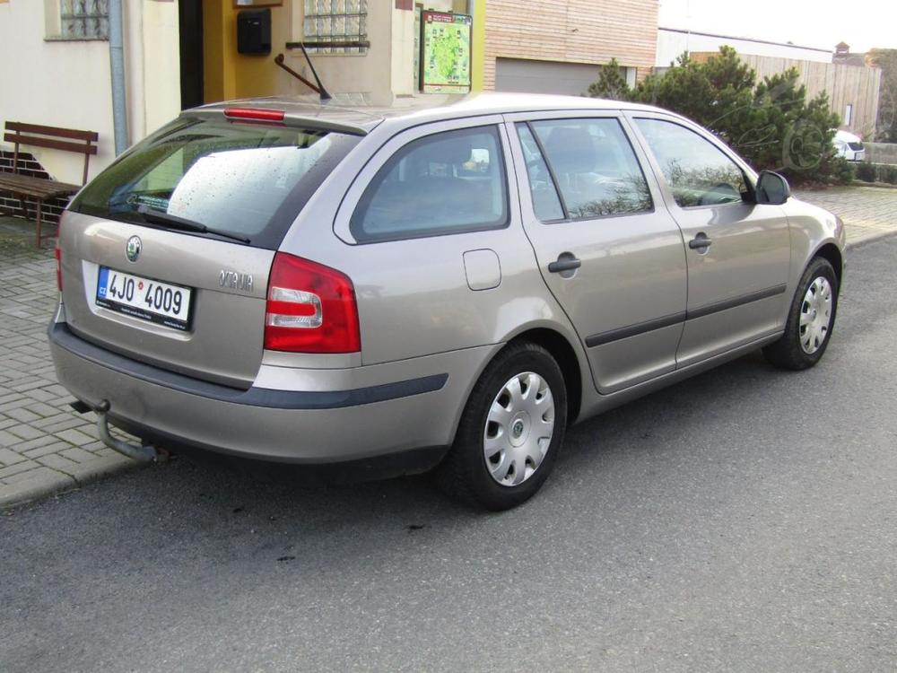 koda Octavia 1.6 MPI 75kW  SUPER STAV