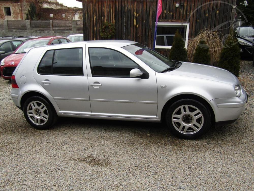 Volkswagen Golf 1.9 TDI 74kW  BEZ KOROZE