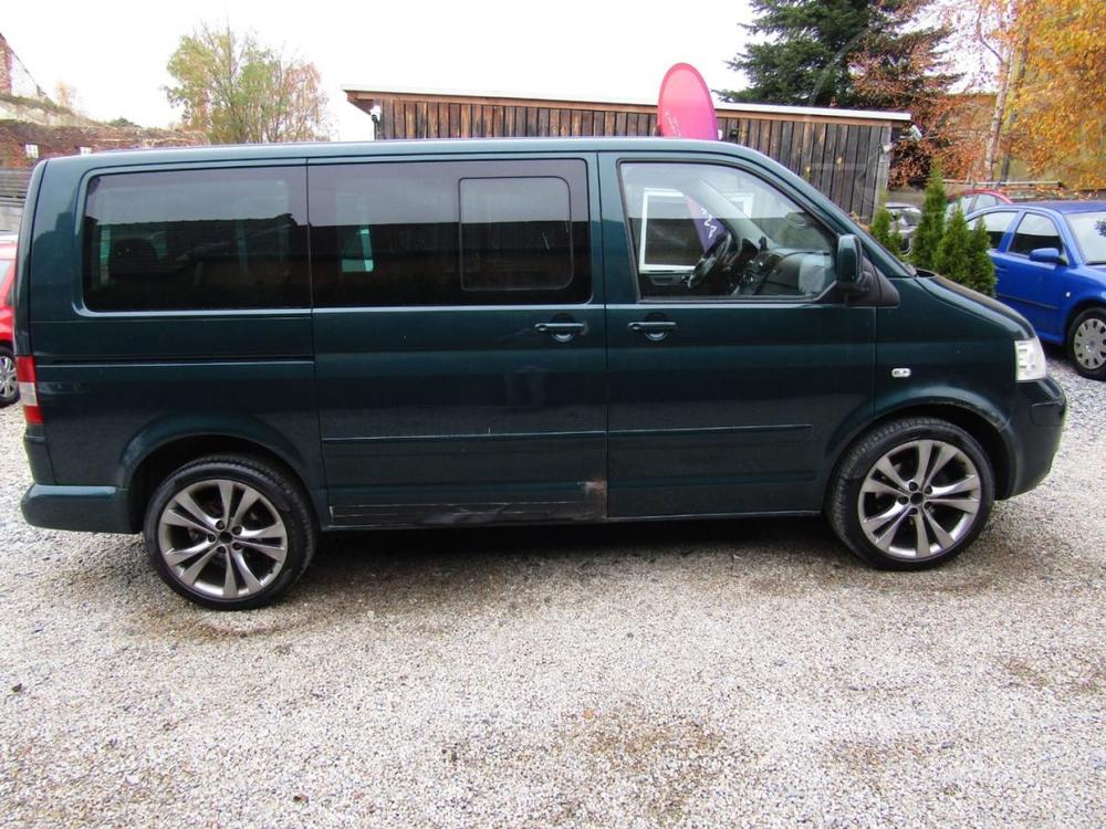 Volkswagen Multivan 2.5 TDI 128kW 7 SEDADEL