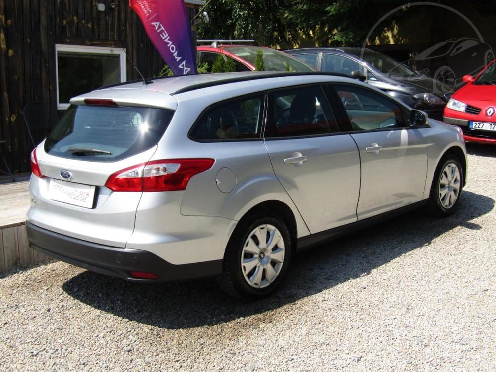 Peugeot 308 1.6i 92kW  SUPER STAV