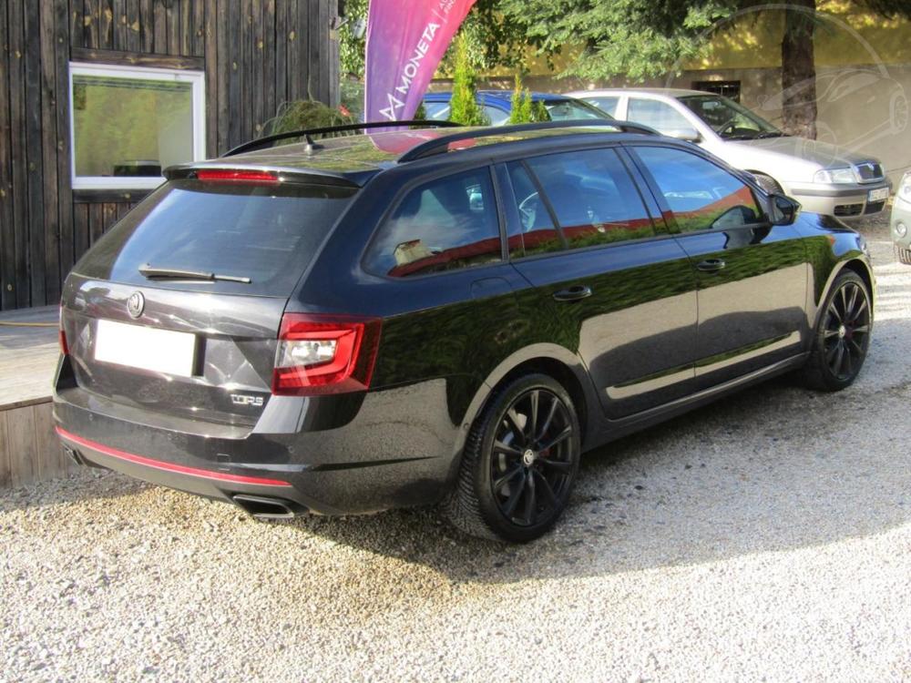 koda Octavia RS 2.0TSI 180kW ACC