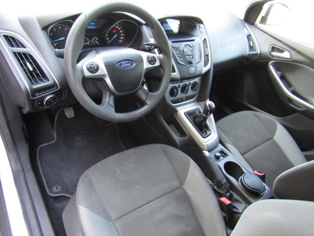 Ford Focus 1.6 16V 77kW  SERVIS