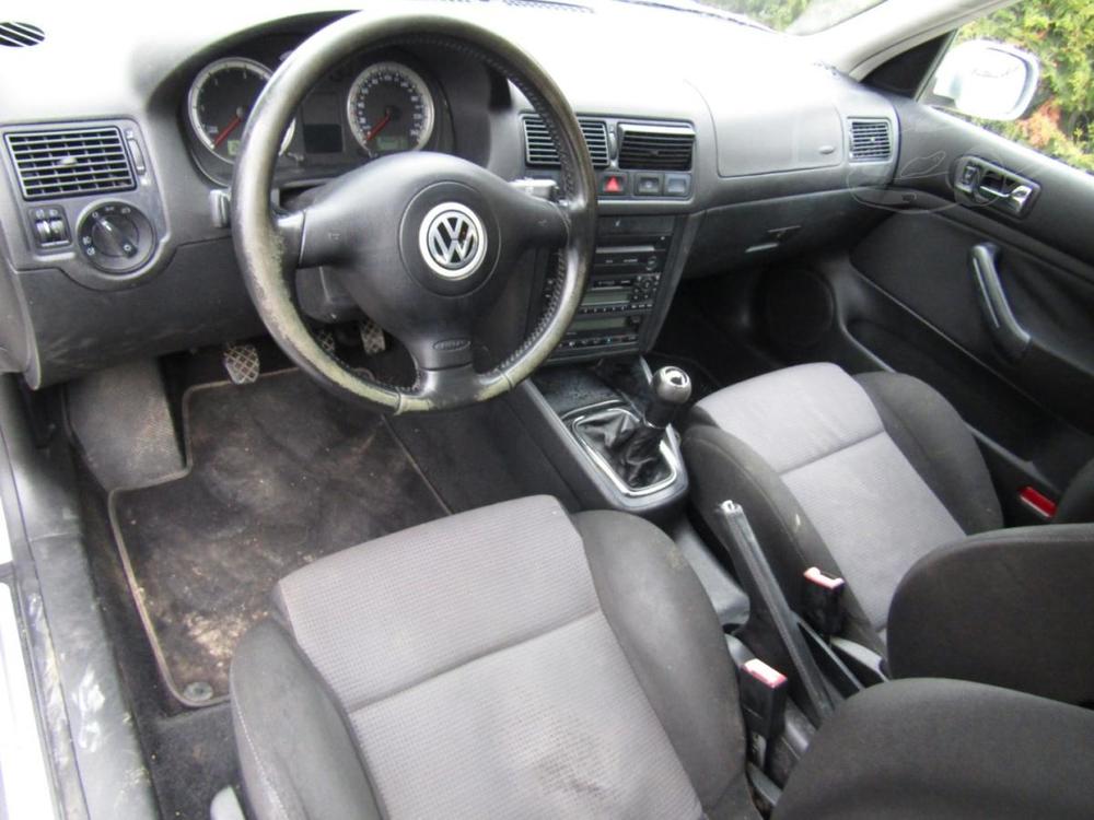 Volkswagen Golf 1.9 TDI 74kW  BEZ KOROZE