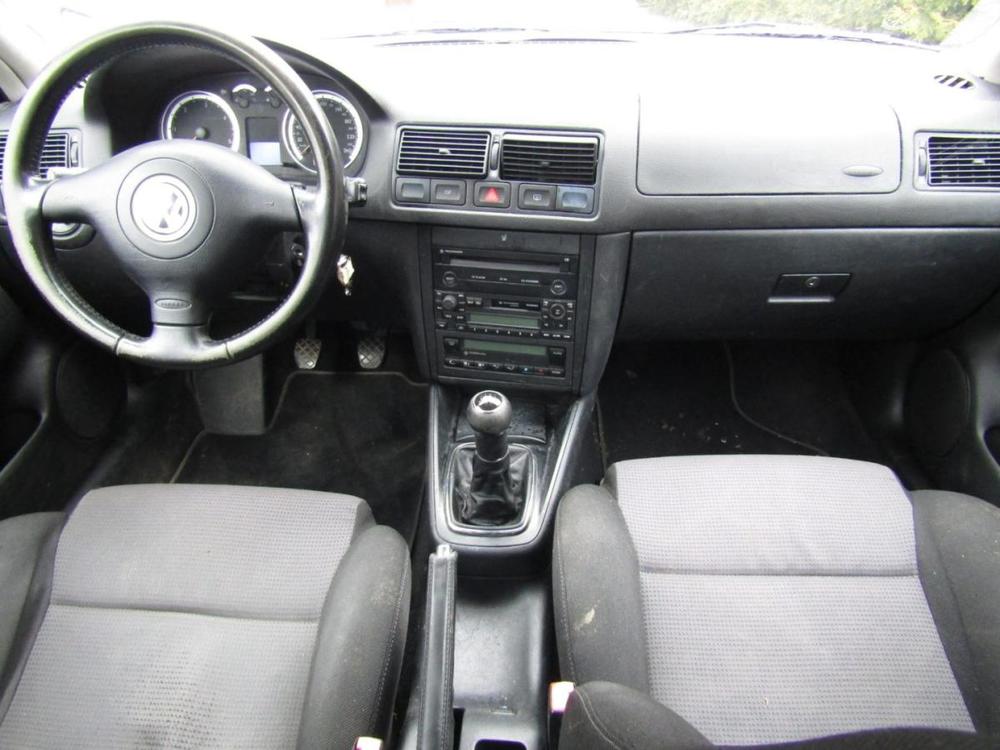 Volkswagen Golf 1.9 TDI 74kW  BEZ KOROZE