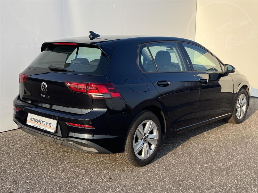 Volkswagen Golf 1,0 TSi 81kW LIFE  8