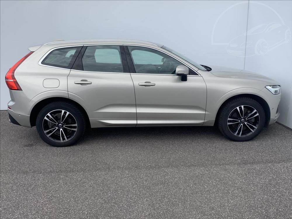 Volvo XC60 2,0 AWD MOMENTUM  D4