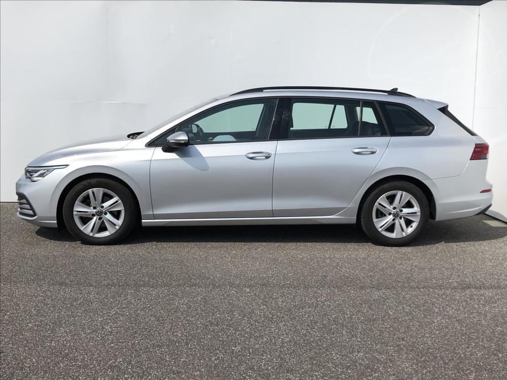 Volkswagen Golf 1,5 TSi 110kW 7DSG LIFE  8