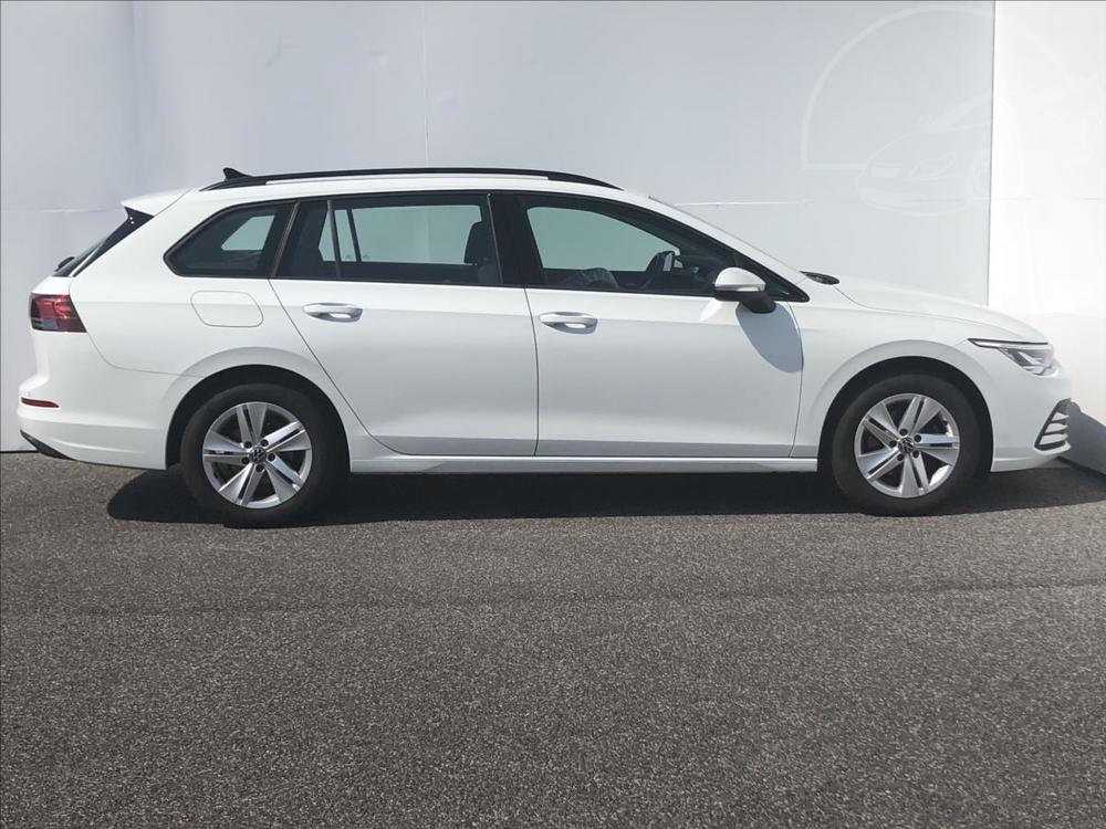 Volkswagen Golf 1,0 TSi 81kW LIFE  8