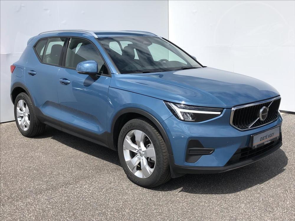 Volvo XC40 2,0 BENZIN CORE  B3