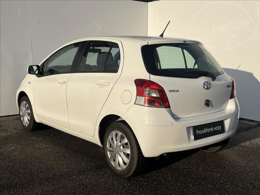 Toyota Yaris 1,0 VVT-i Dream