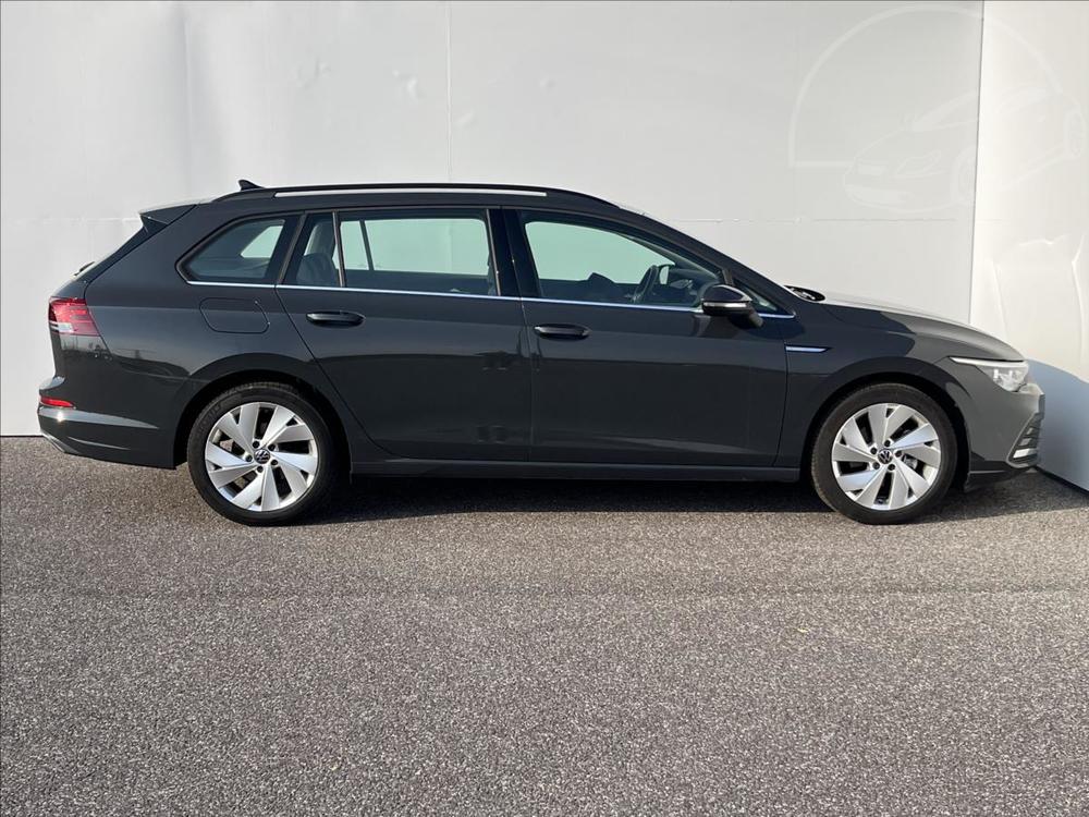 Volkswagen Golf 1,5 TSi 96kW STYLE  8