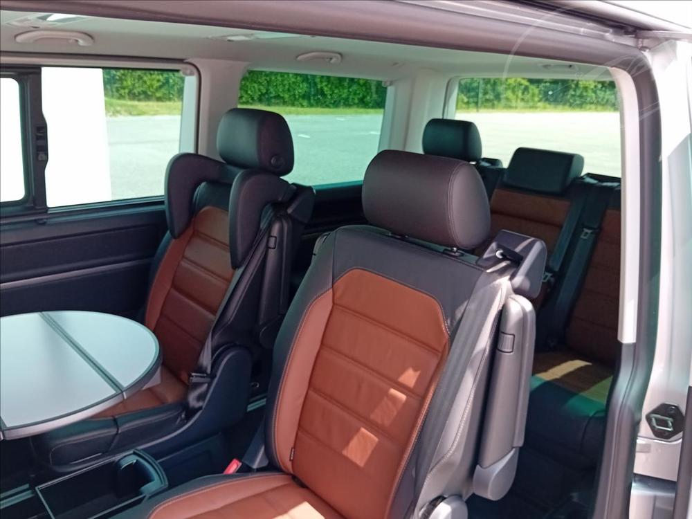 Volkswagen Multivan 2,0 TDi 150kW 7DSG HIGHLINE 4M