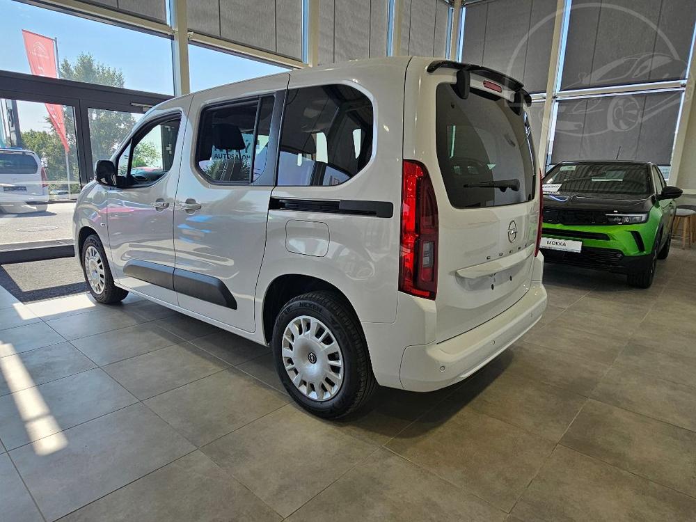 Opel Combo Edition Plus L1H1 1.2 110k MT6