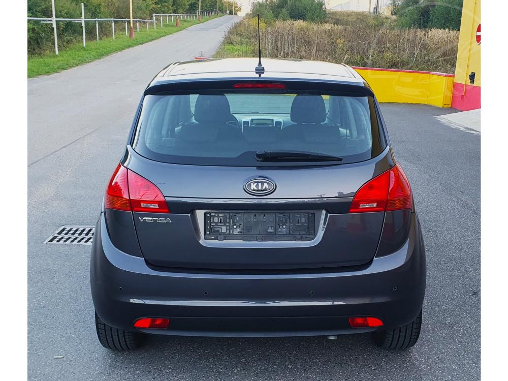 Kia Venga 1.6i Spirit, 2012, Serviska.