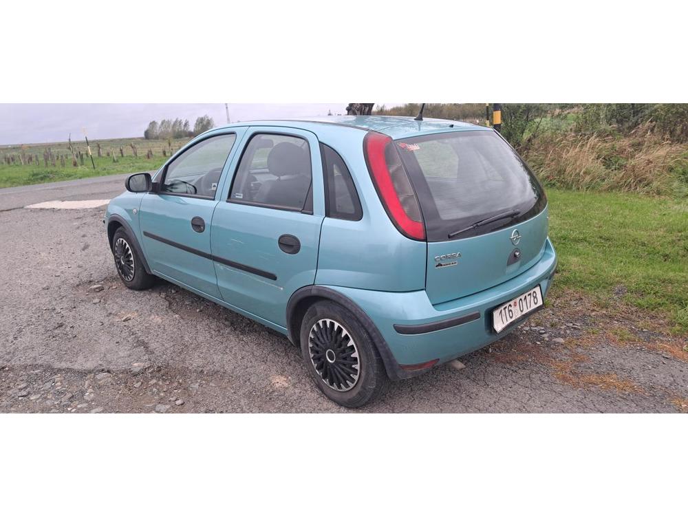 Opel Corsa 1,2i 16V