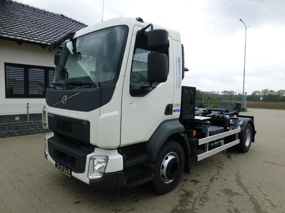 Volvo FL 210 nový 10 t hákový nosič