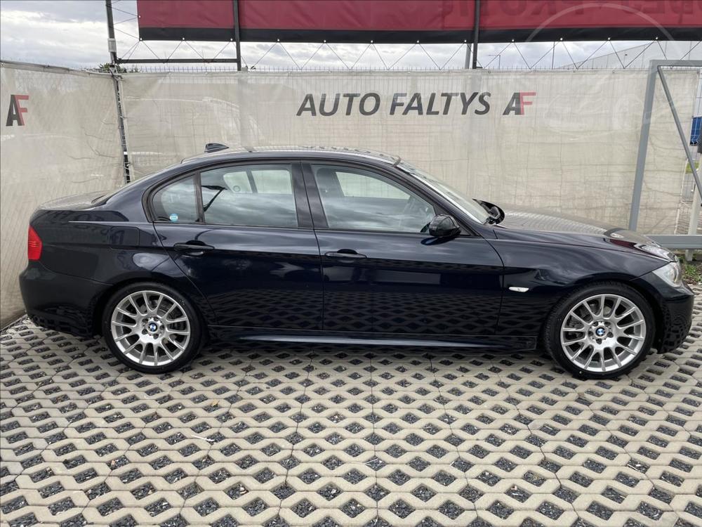 BMW 320 si 127KW M-MAKET