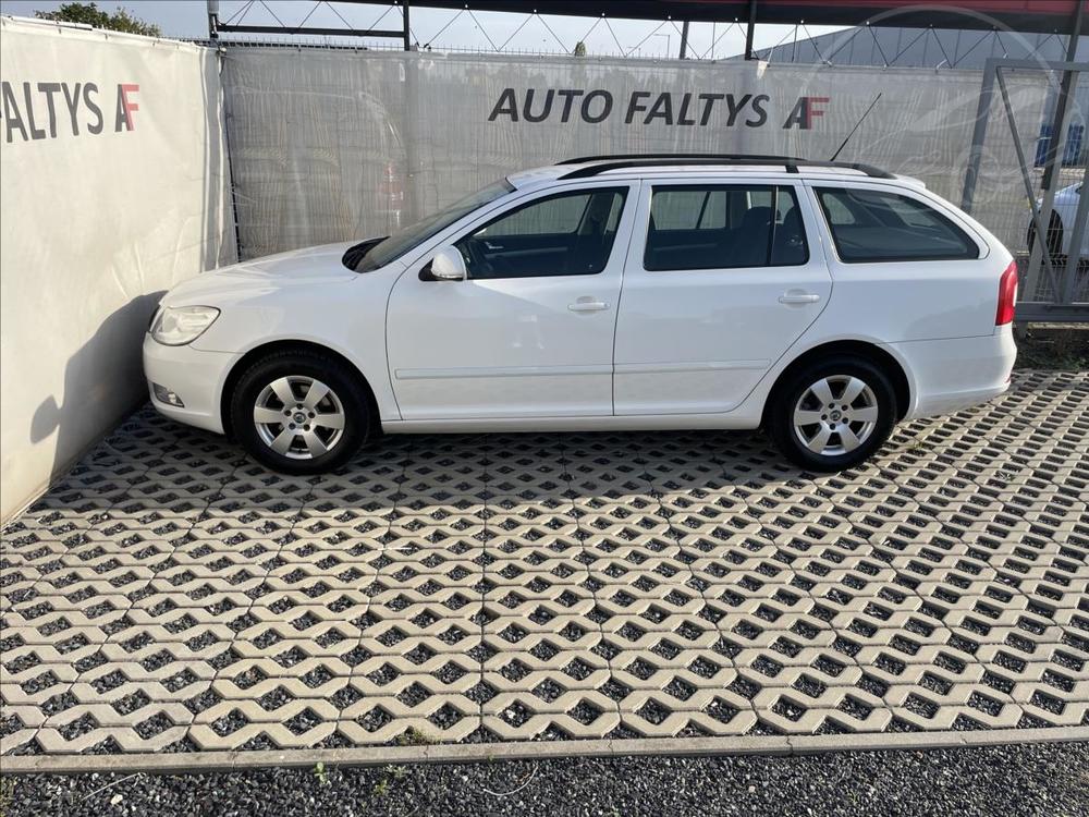 koda Octavia 1,6 TDI Ambiente edition Combi