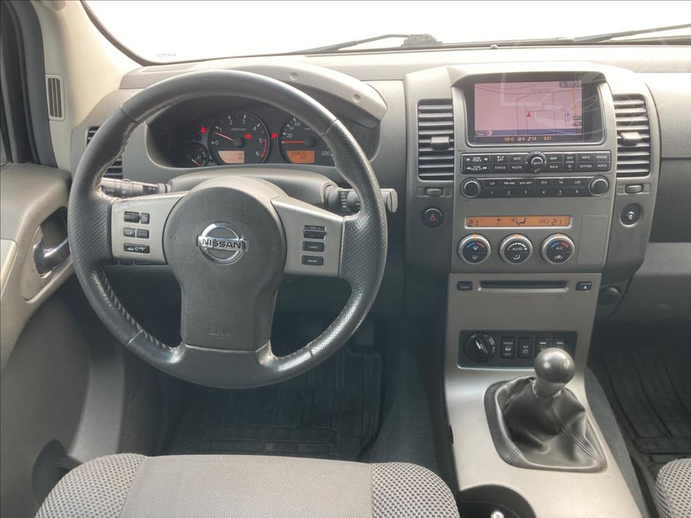 Nissan Navara 2,5   2,5 DCI 4x4 Doub CZ