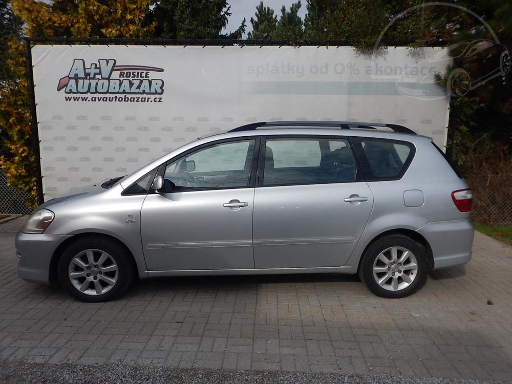 Toyota Avensis 2.0 DTi 85KW - 151000 km