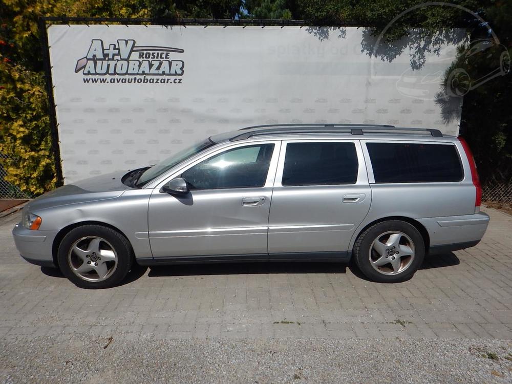 Prodm Volvo V70 2.4i, TAN, LPG!!!