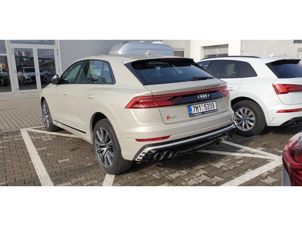 Audi Q8 3.0 TDI, R, 1.MAJ.