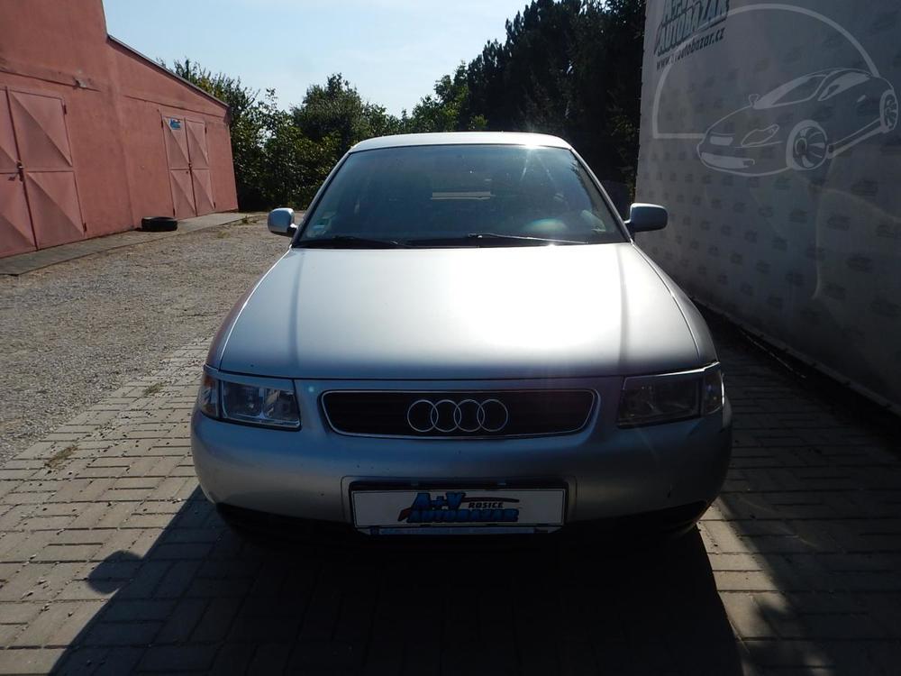 Audi A3 1.6 i 74kw AUTOMAT