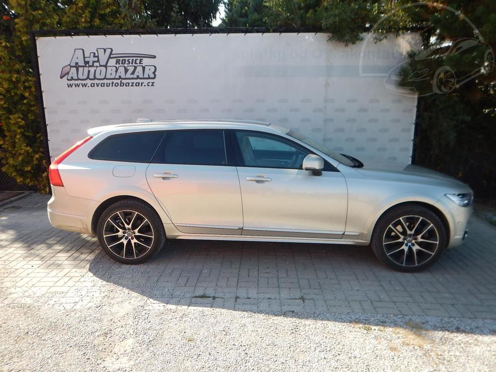 Volvo V90 CROSS COUNTRY 2.0 D