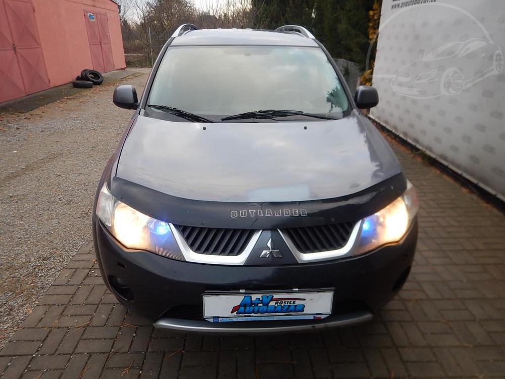 Mitsubishi Outlander 2.0 TDI 103 KW 7 mst