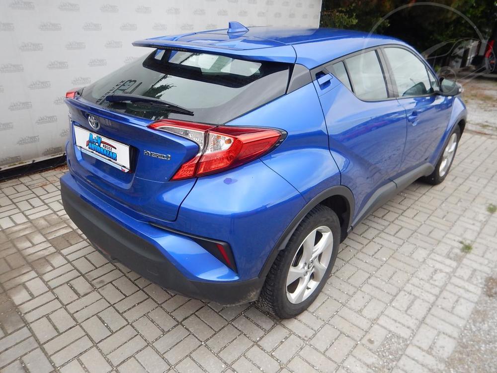 Toyota C-HR 1.8i HYBRID, R, SERVISKA