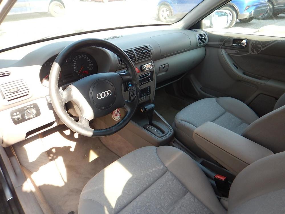 Audi A3 1.6 i 74kw AUTOMAT