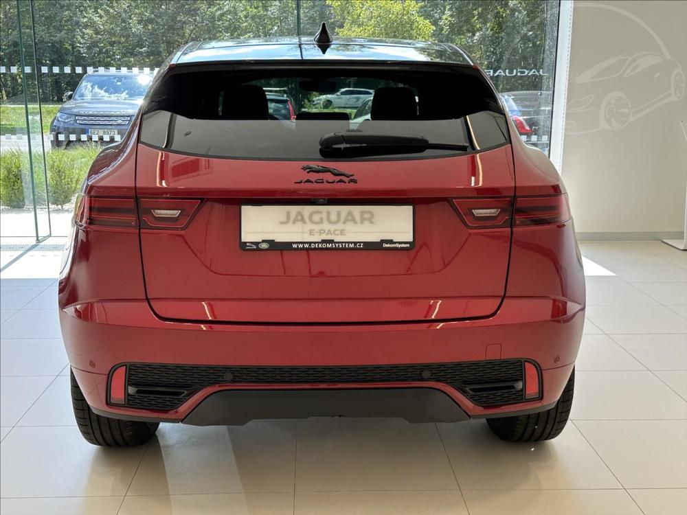 Jaguar E-Pace 2,0 skladem-nov cena  R-Dynam