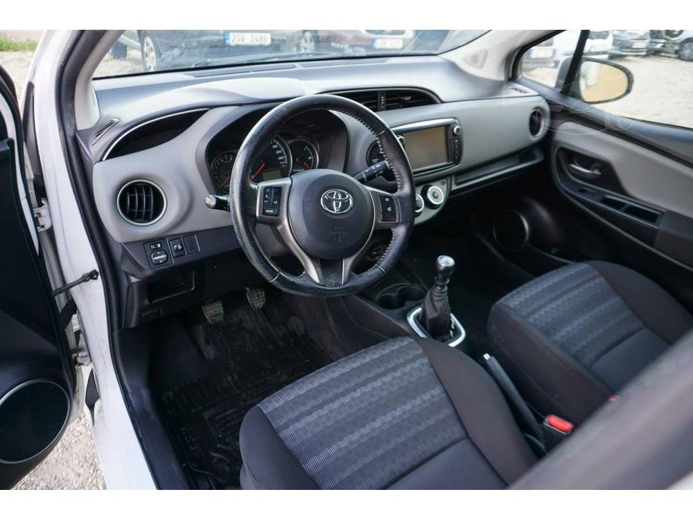 Toyota Yaris TOYTA 1,3