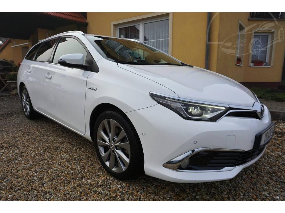 Toyota Auris EXECUTIV 1,8 HSD 73 kW