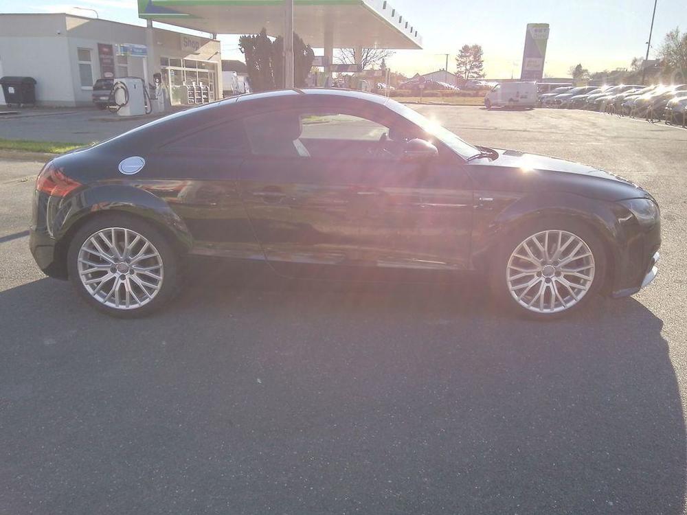 Audi TT 2.0 TDI quattro Coupe