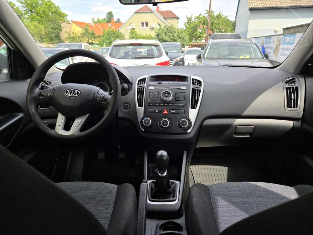 Kia Ceed 1.4-KLIMA-ISOFIX-SENZORY